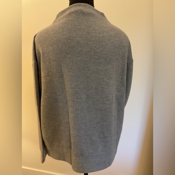 NWOT Banana Republic  Gray Cowl  Neck sweatshirt  with front pouch. - Picture 2 of 9